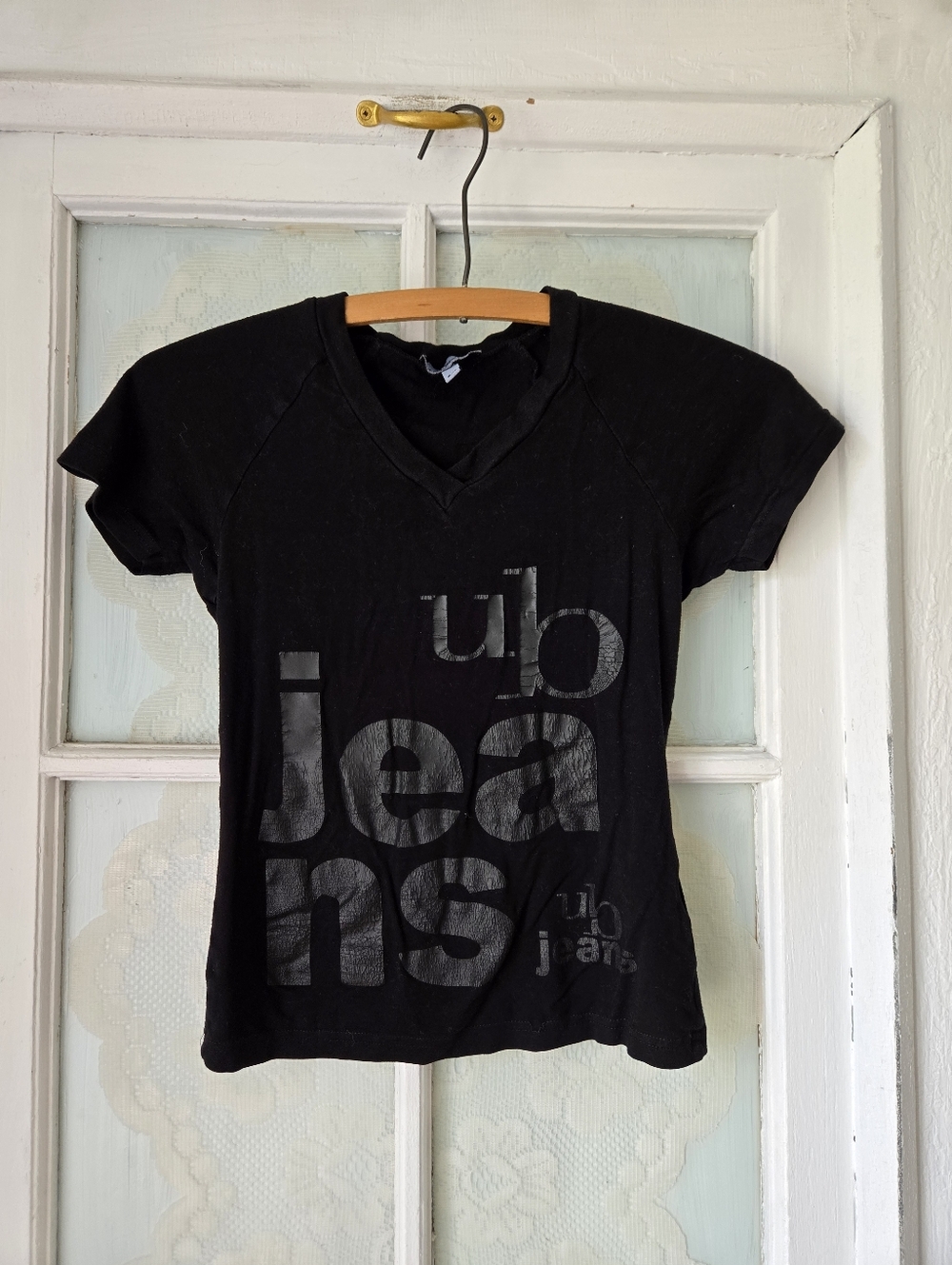 UB Jeans Black Logo V-Neck Tee Small